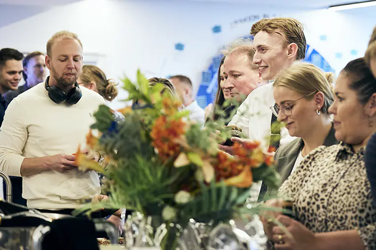 Medarbejdergoder er mere end bare frugt og telefoner